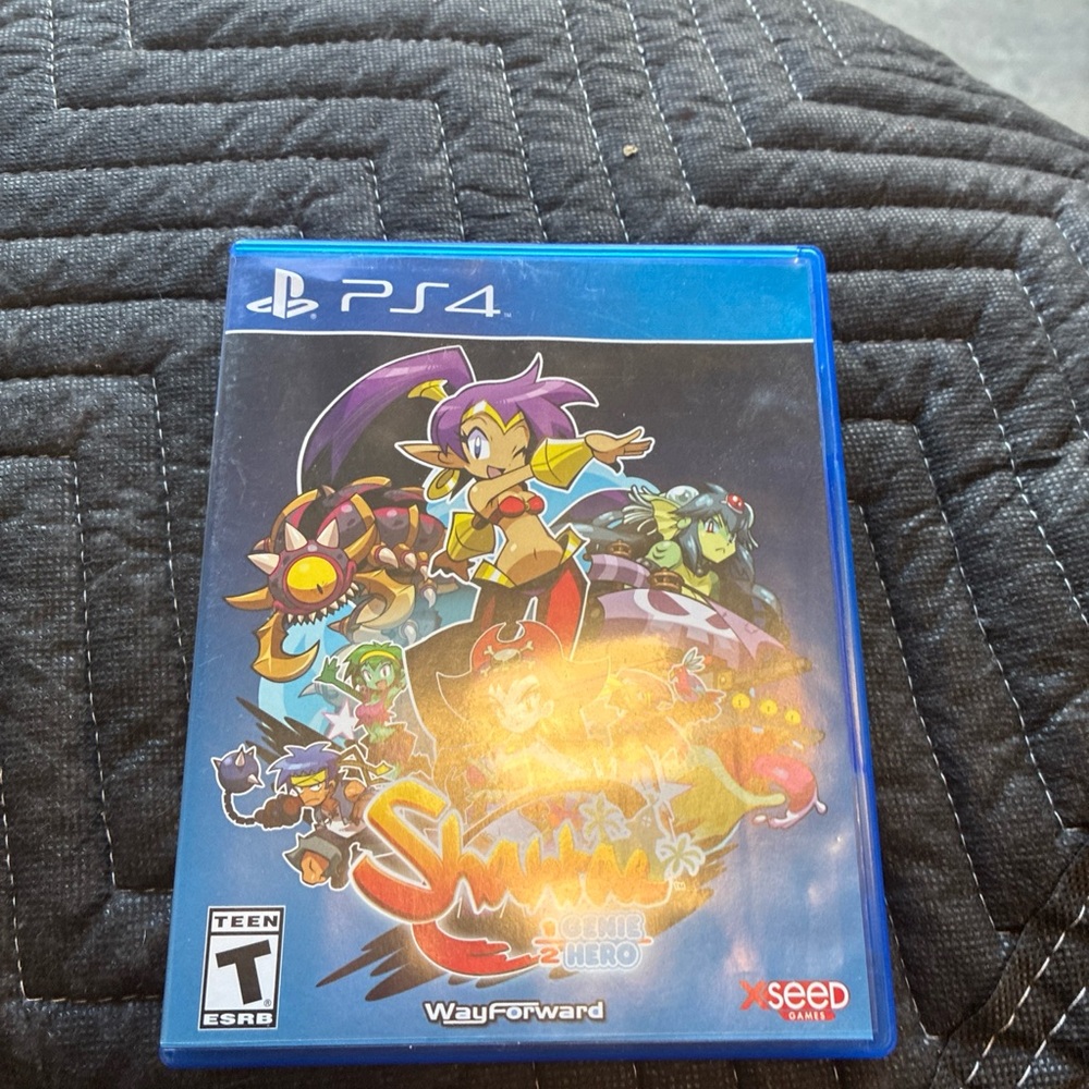 Shantae: Half-Genie Hero — PS4 (Blue)